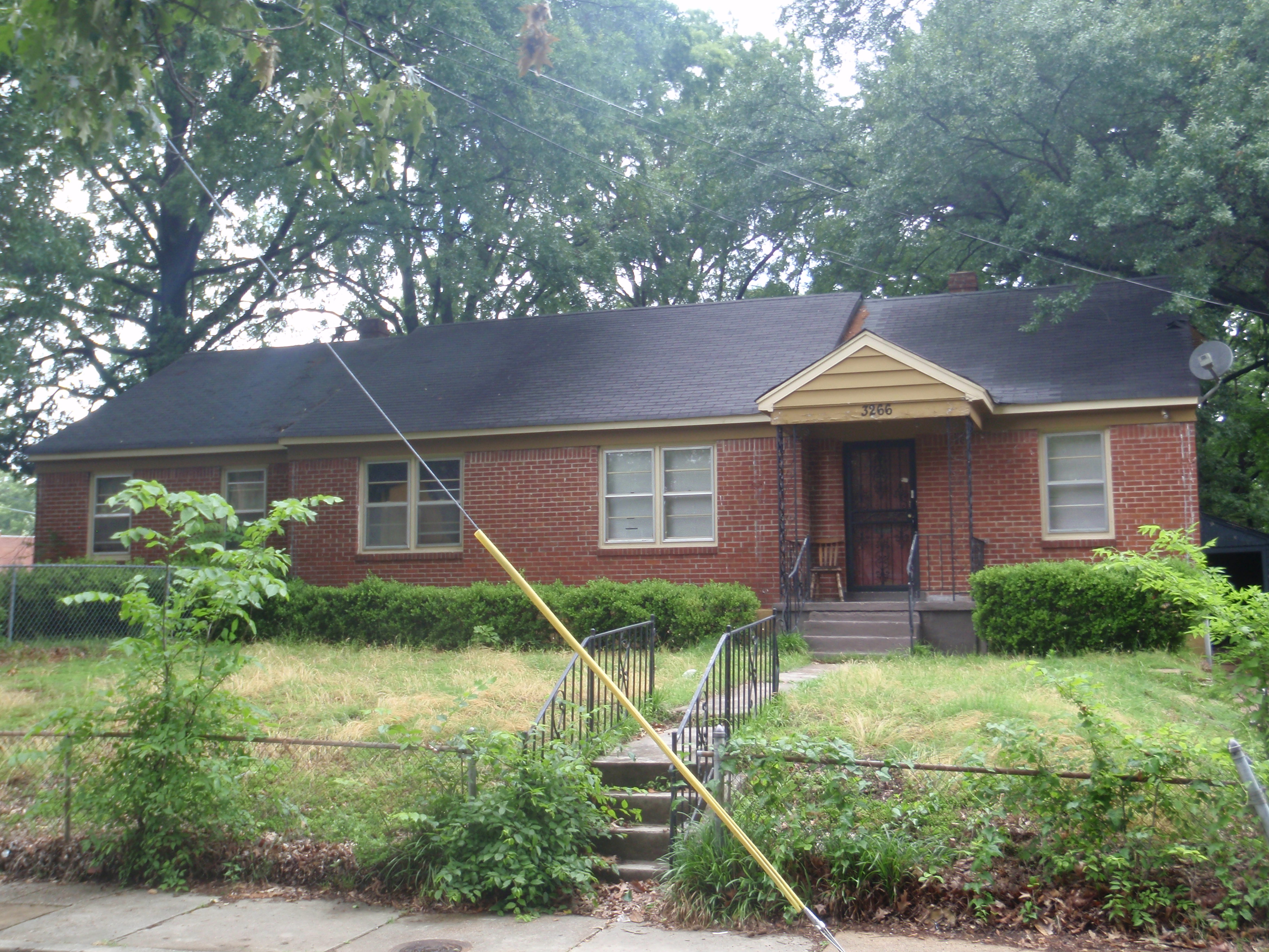 Duplex Near University of Memphis, Fully Renovated and Rented with Central Heat and Air!