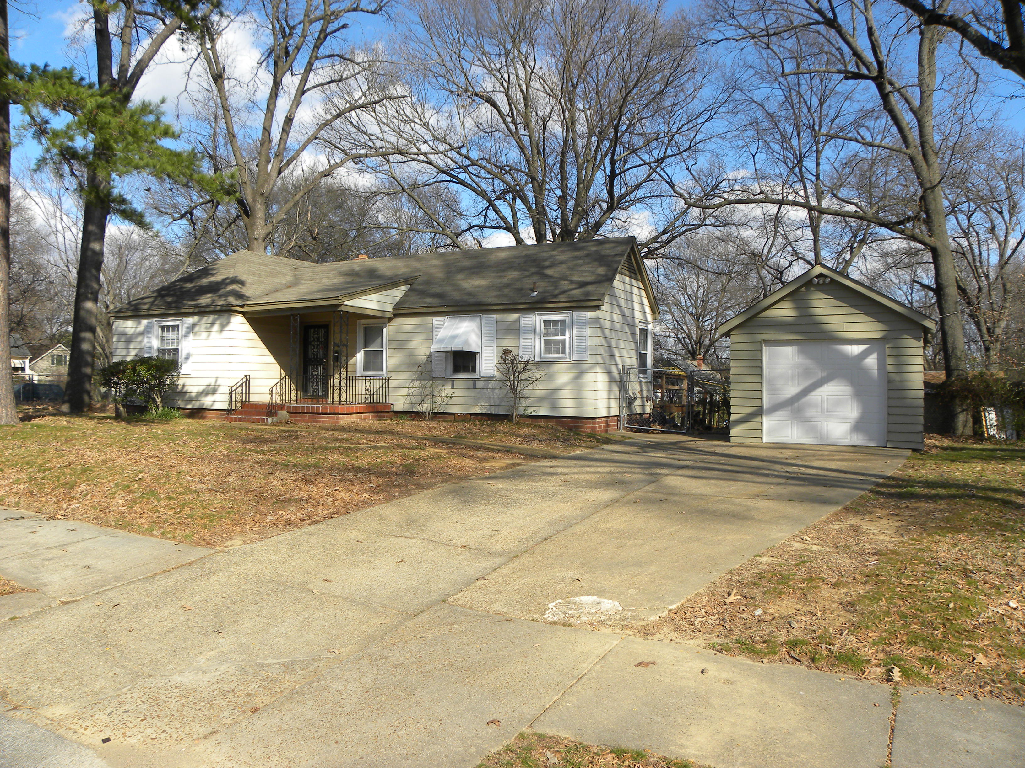 Fully Renovated and Rented Turnkey Property in Sherwood Forest!