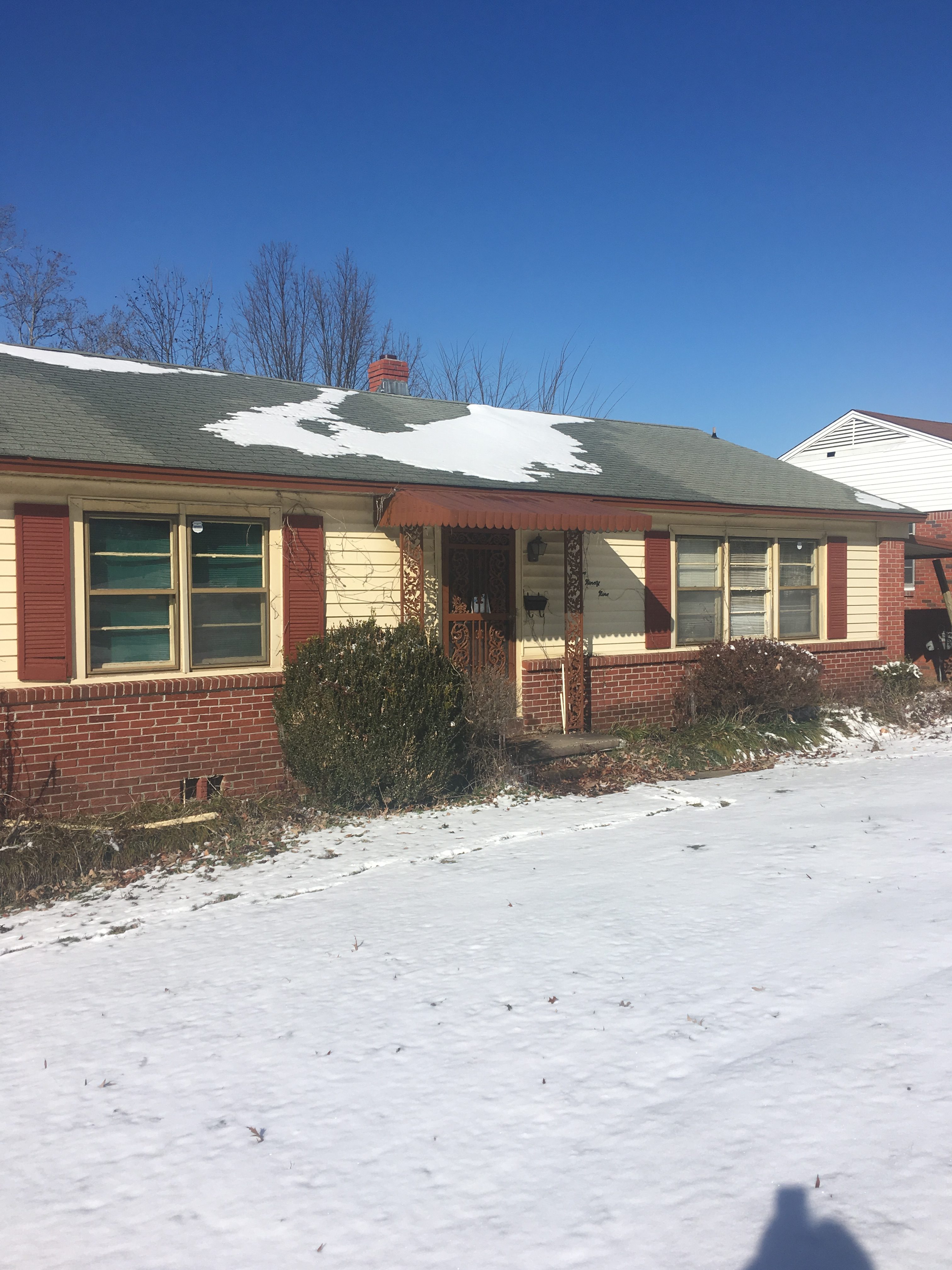 Adorable Home in Crider/Brower Area!