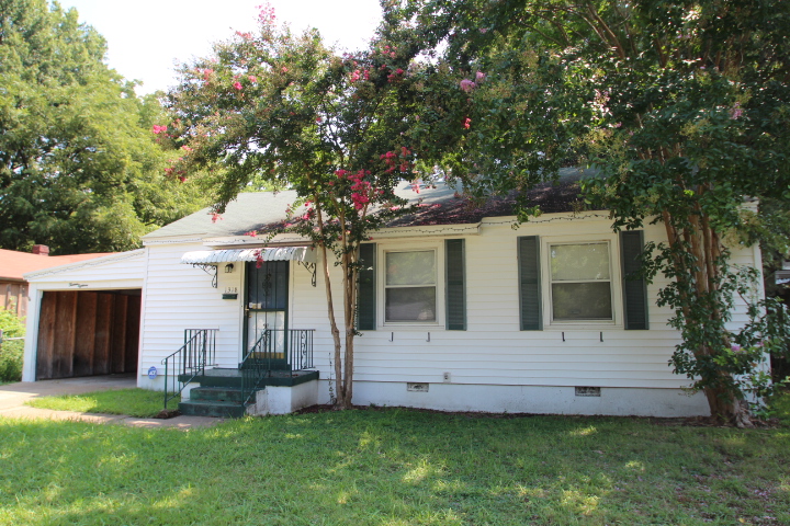 Adorable Starter Home in Cherry Gardens