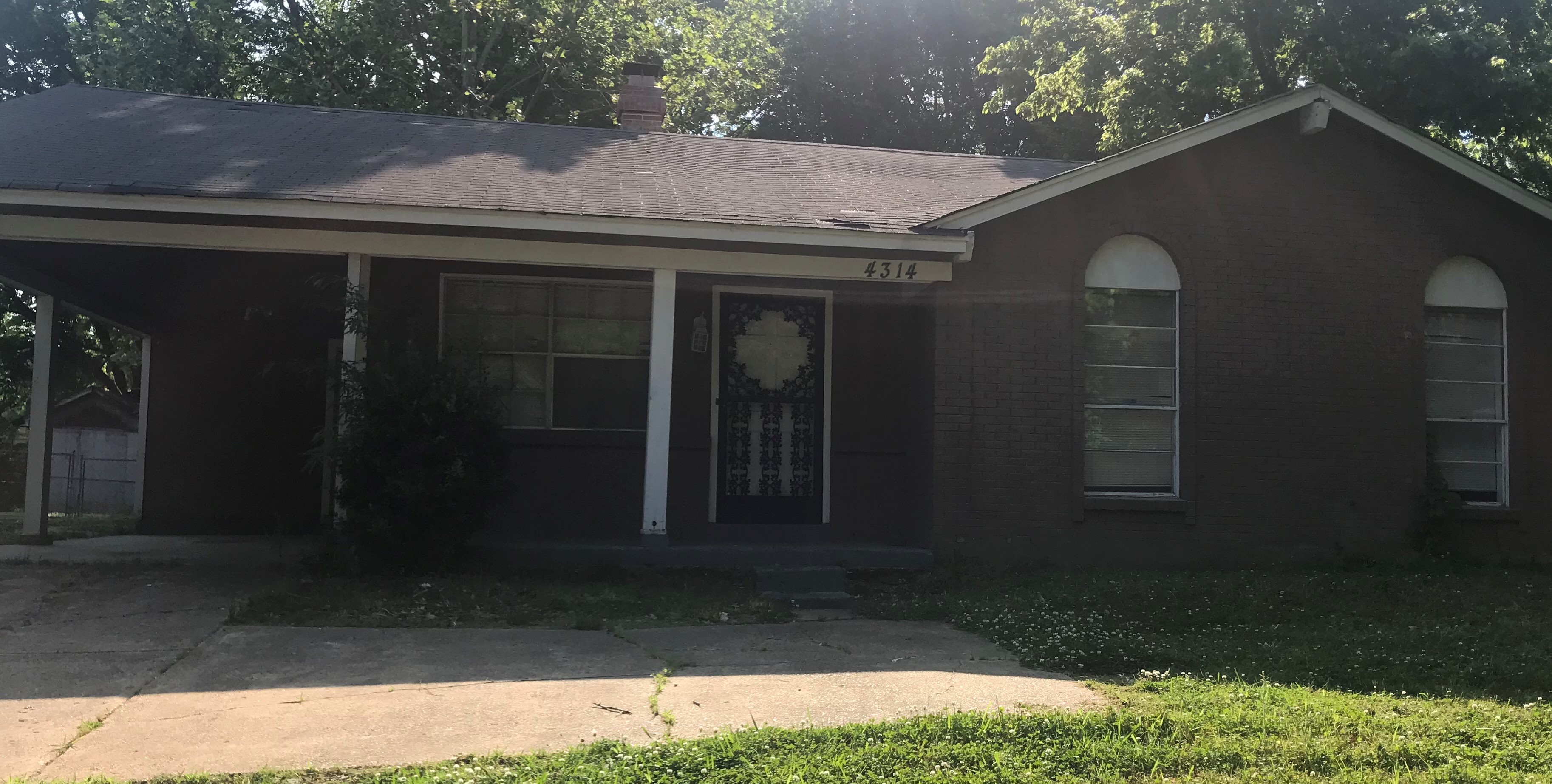 Beautiful Brick Home in Raleigh!