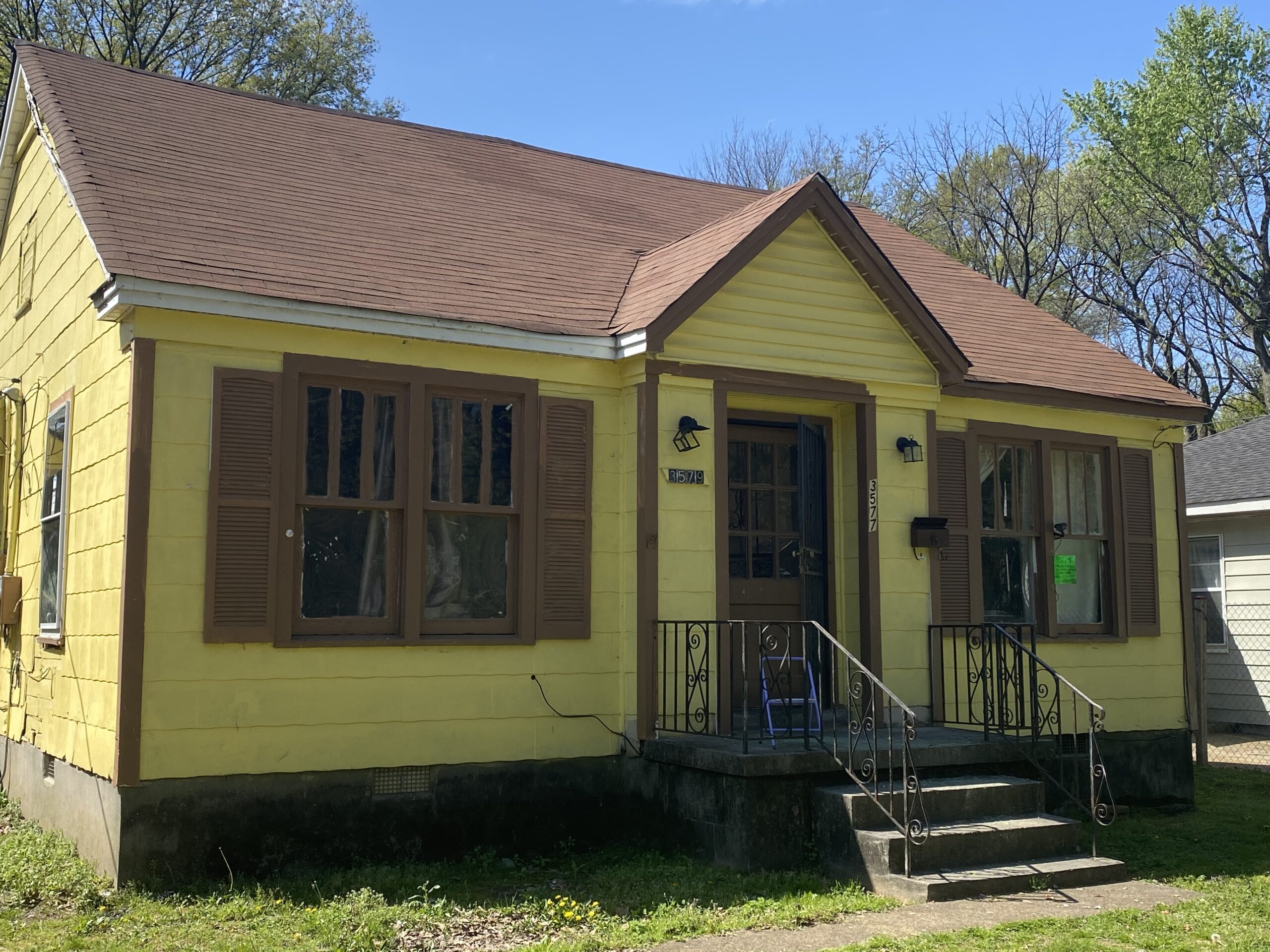 Duplex in Berclair Ready to Go – Turnkey or Currently Operating!