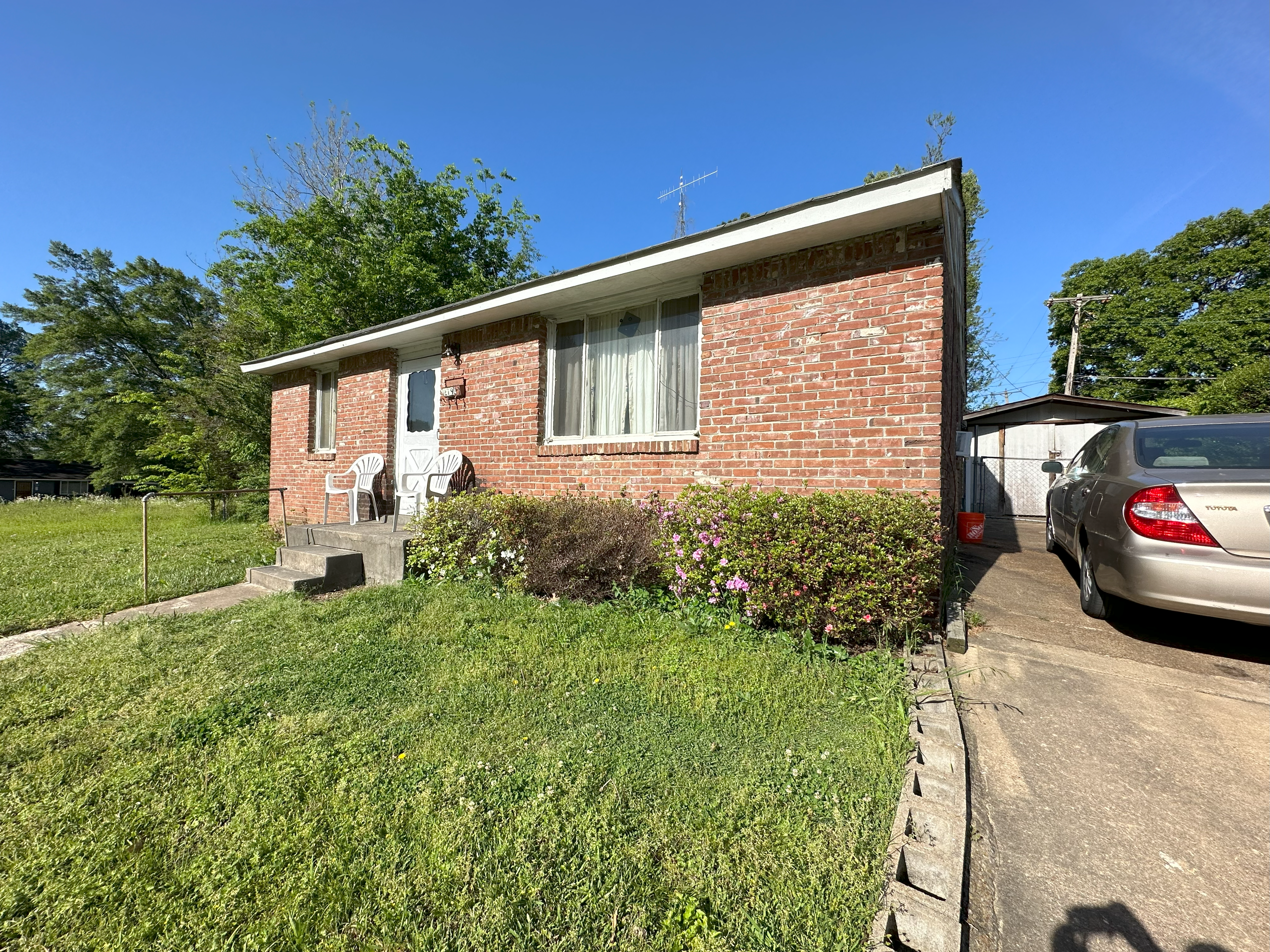 Adorable Brick Home Near Interstate!