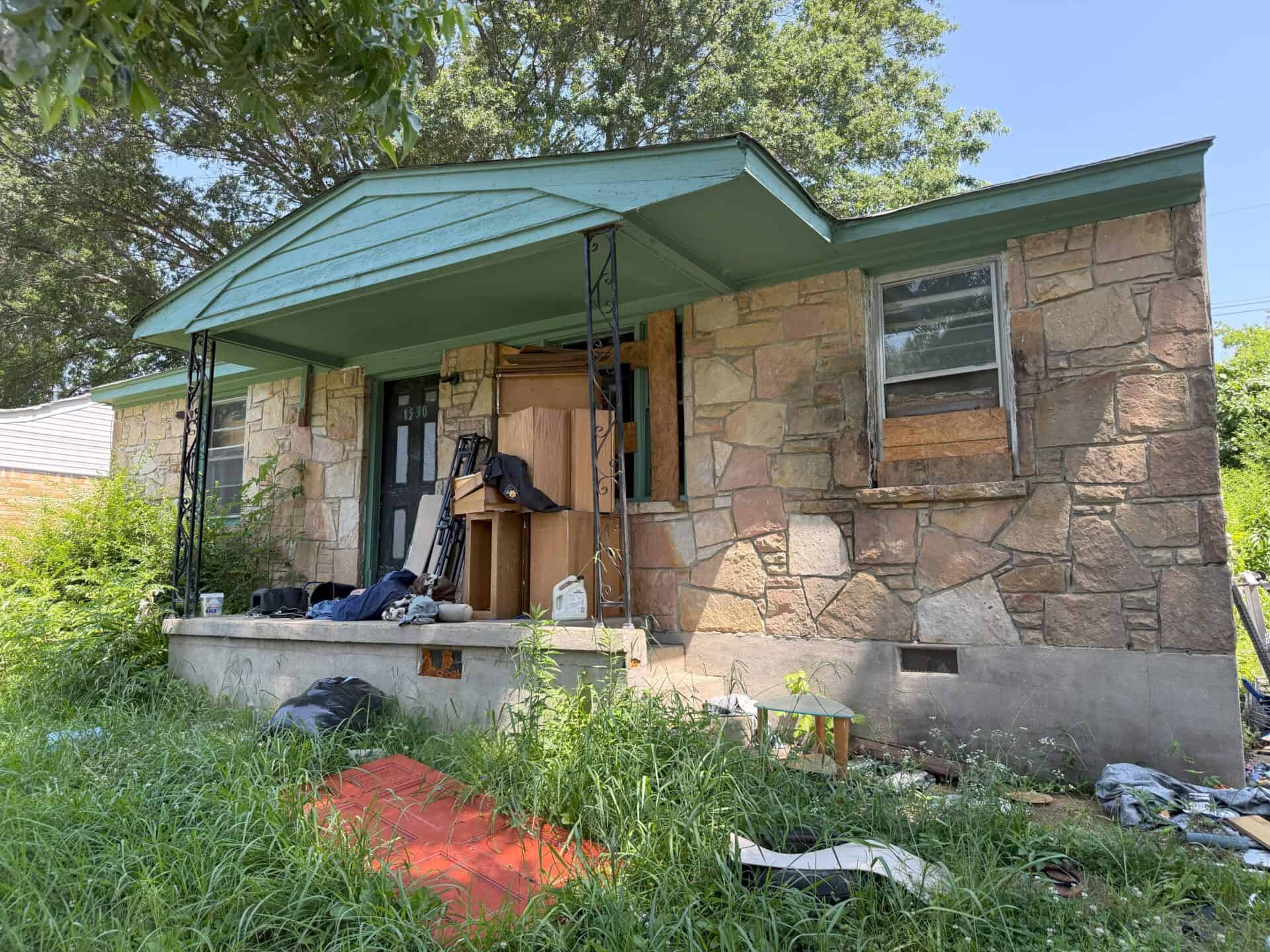 Wonderful Stone Home in Frayser!