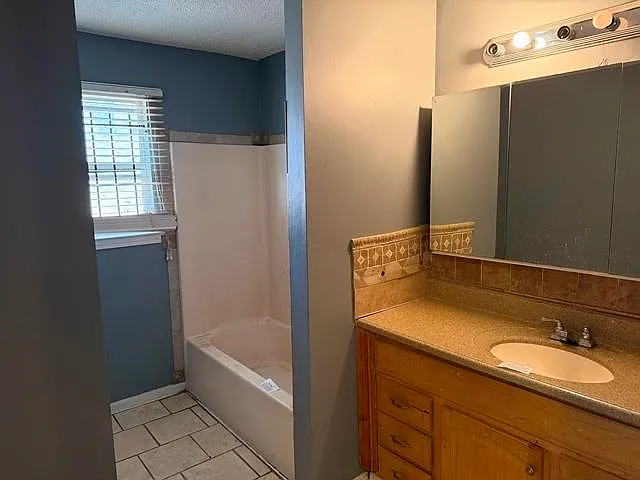 Fantastic Frayser Four Bedroom!!!  Excellent Cash Flow!!!