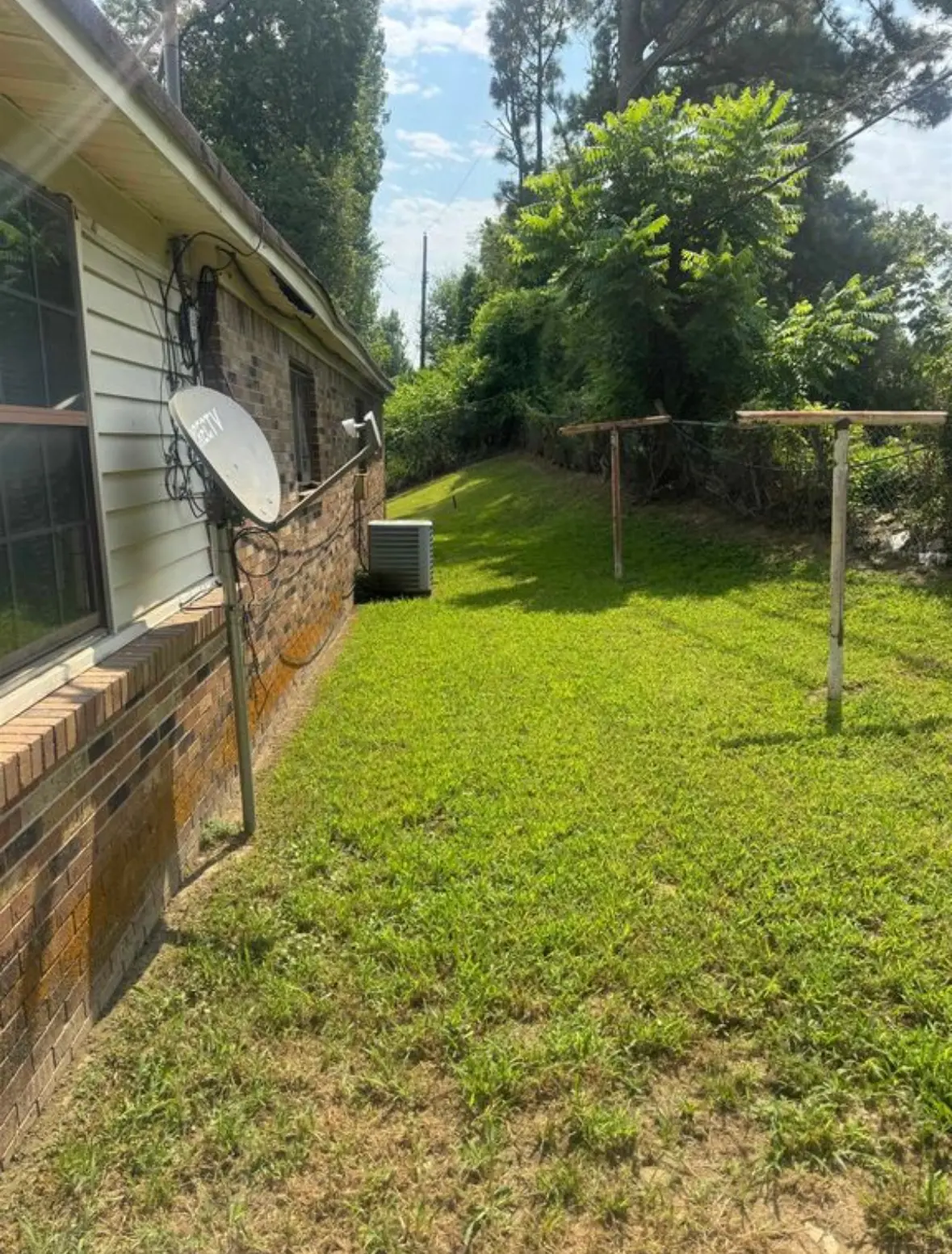 Westwood Gem – Four Beds and Two Baths!