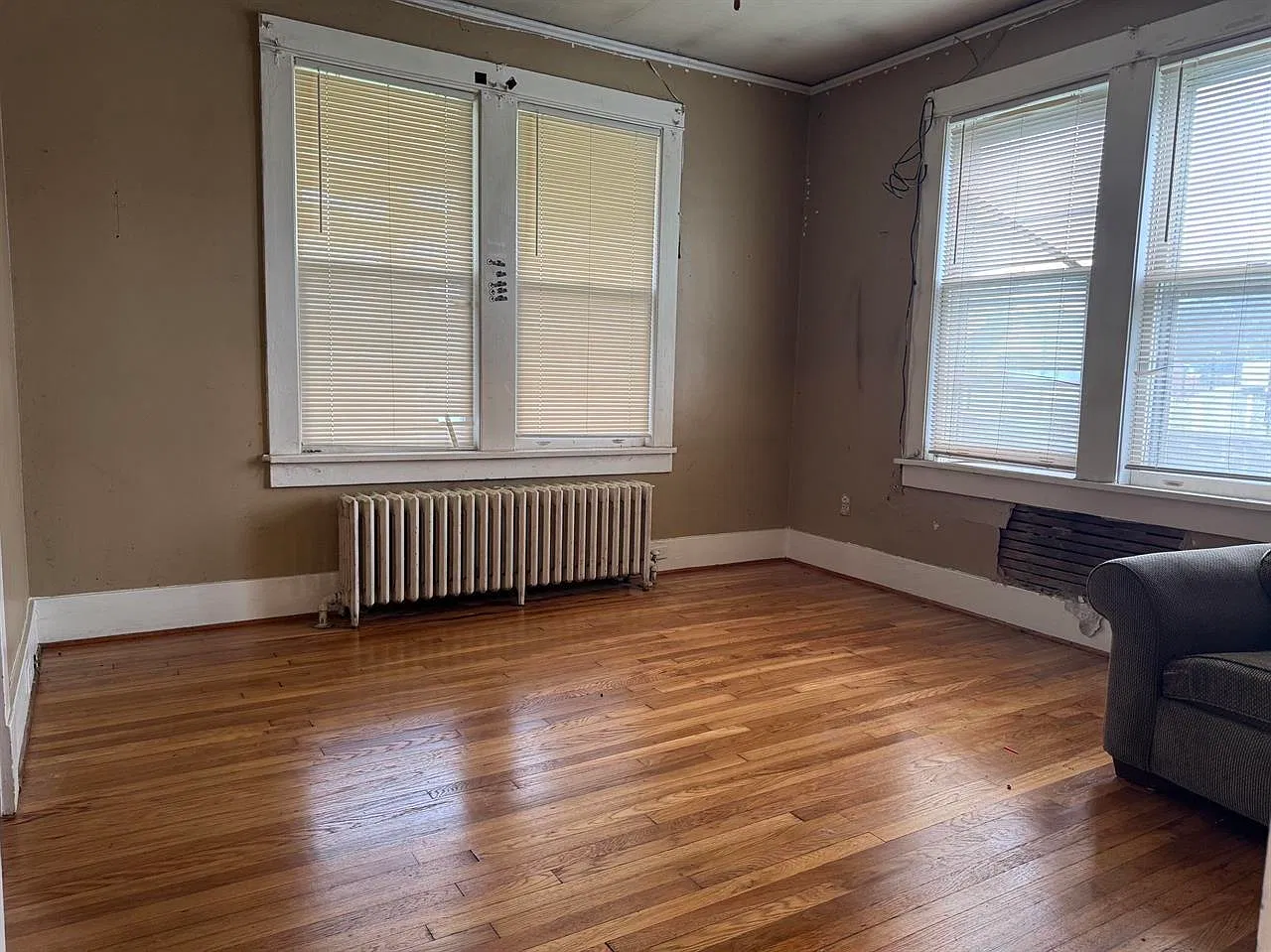 Excellent Midtown Home Near School!!!