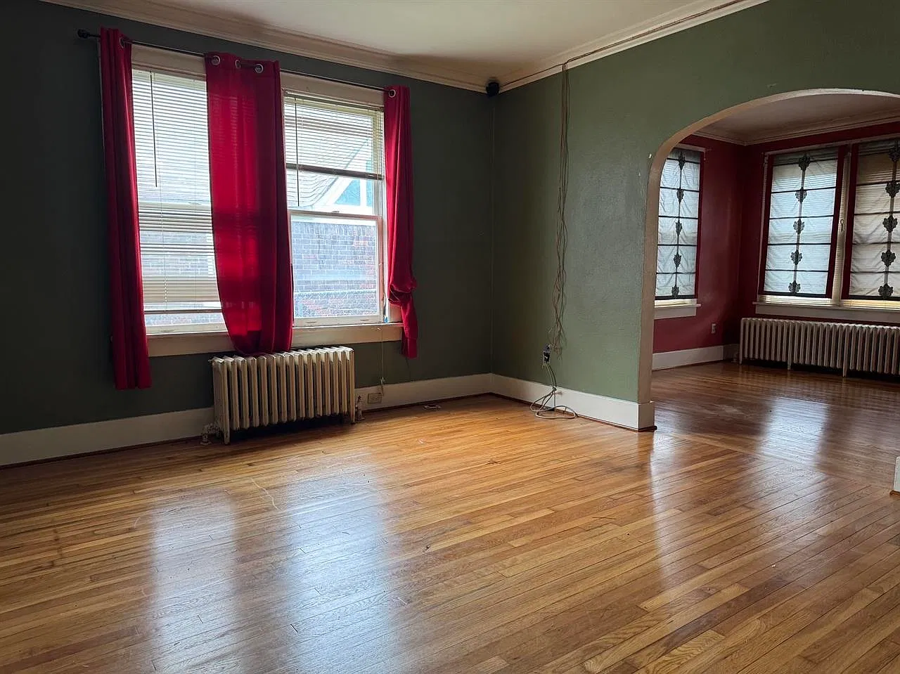 Excellent Midtown Home Near School!!!